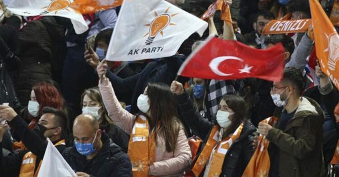 AK Parti'de kongre günü: Yeni MKYK belli oldu, Erdoğan yeniden genel başkan seçildi