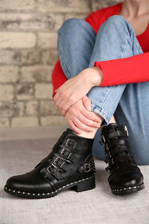 2021 Bayan BotModelleri