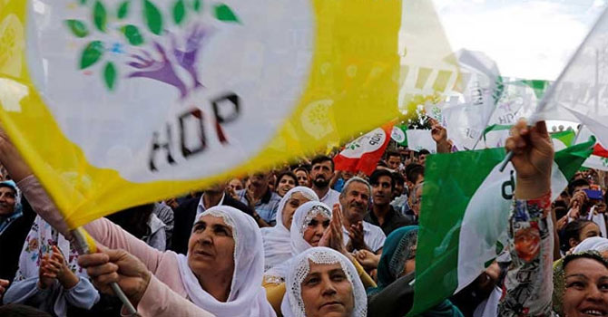 Kürtlerin yüzde 71,8'i HDP'nin kapatılmasını "olumsuz" buluyor