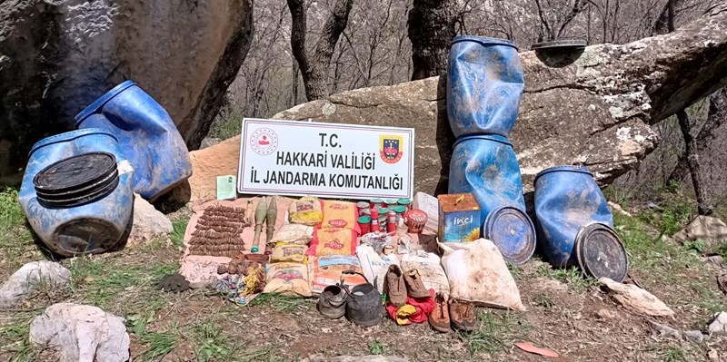 Mühimmat ve yaşam malzemesi ele geçirildi