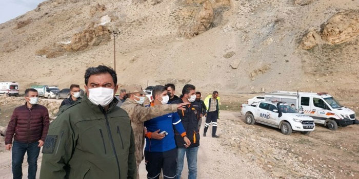 Nehre düşen 6 yaşındaki çocuk kayboldu