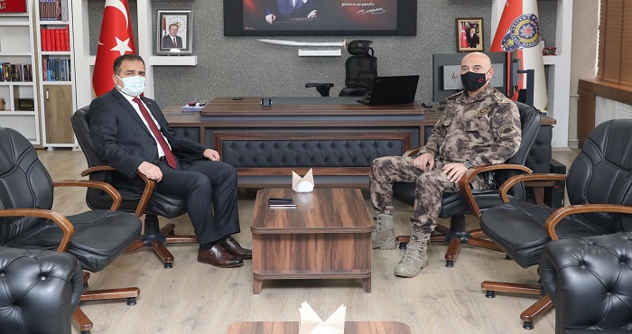 Vali Akbıyık'tan Müdür Pınar'a hayırlı olsun ziyareti