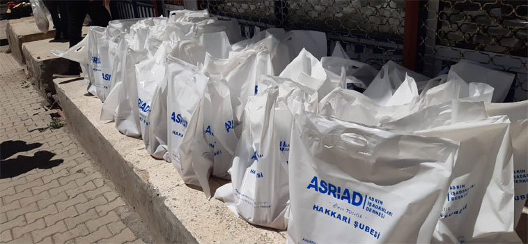 ASRİAD Hakkaride 800 kilo et dağıttı