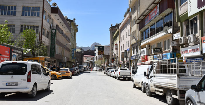 'Tam kapanma' sona erdi, 'kademeli normalleşme' başladı