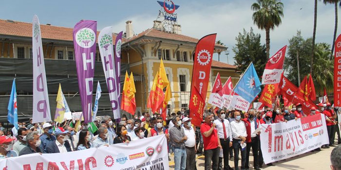 1 Mayıs: İşçi Bayramı 'tam kapanma' gölgesinde kutlandı