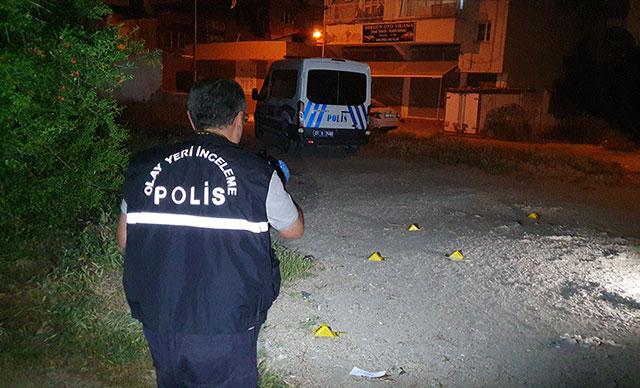 Cezaevinden izinli çıktı, tabancayla ayaklarından vuruldu