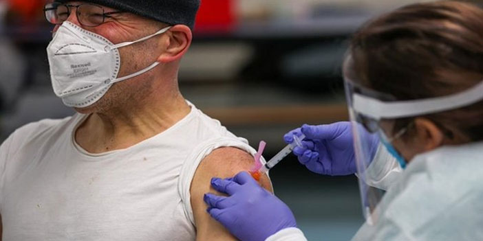ABD'de bazı eyaletler Covid-19 aşılarını geri çevirmeye başladı