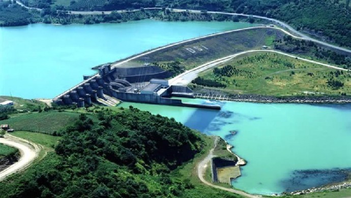 Baraja düşen işçi yaşamını yitirdi