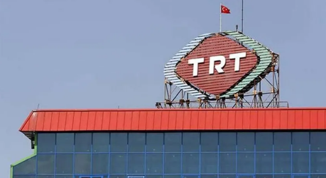 TRT'nin 6 yönetim kurulu üyesinden 4'ü çift maaş alıyor