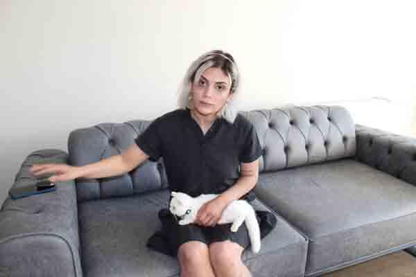 Eski eşini, beyzbol sopasıyla darbetti