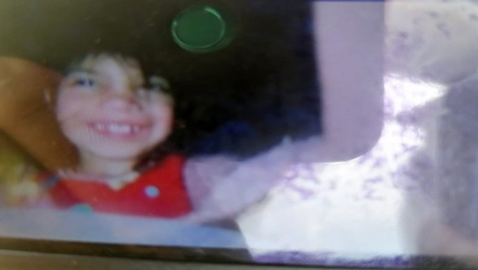 Köpeklerin saldırdığı çocuk yaşamını yitirdi