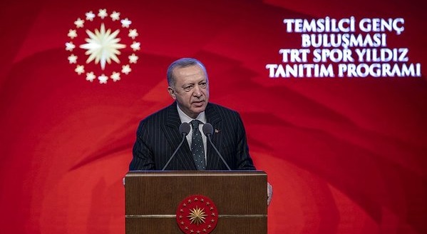 Erdoğan'dan ABD'ye: Ne yapacaktık, alkış mı tutacaktık?