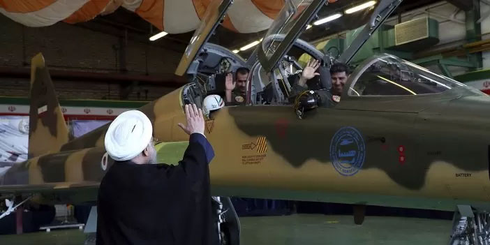 İran’da F5 tipi savaş uçağı düştü