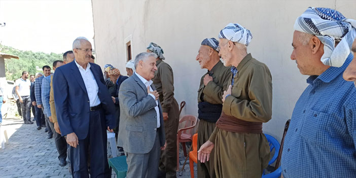 Ak Parti İl Başkanı Özbek'in Şemdinli temaslar