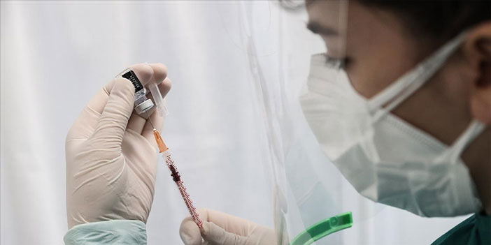 Kovid-19'la mücadele kapsamında uygulanan aşı miktarı 31 milyon 52 bin 924 oldu