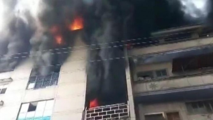 Fabrikada yangın: 15 işçi öldü