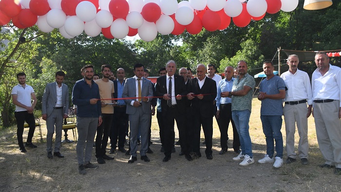Hakkari'de Yeşil Vadi Aile çay bahçesi açıldı