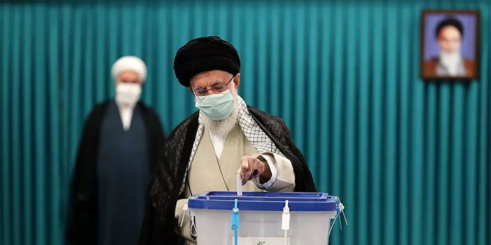 İran sandık başında