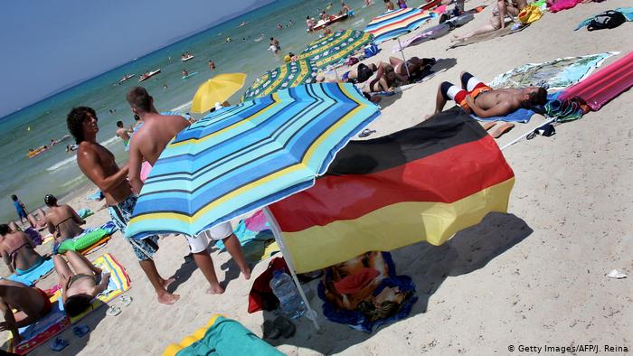 Almanlar tatil için kolları sıvadı