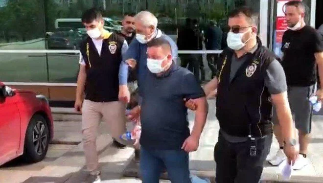 Sahte içkiden 2 kişi öldü