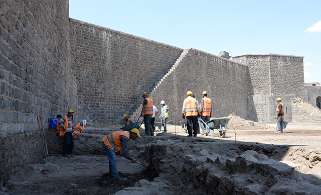 Surların sırrı araştırılıyor