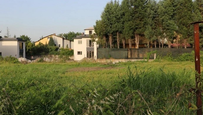 Araziye gömülü 2 cenaze bulundu