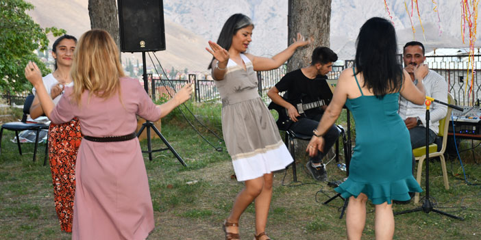 Hakkari'de kadınlar matinesi düzenlendi