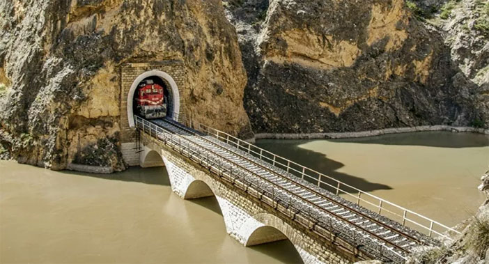 Ana hat tren seferleri yeniden başlıyor