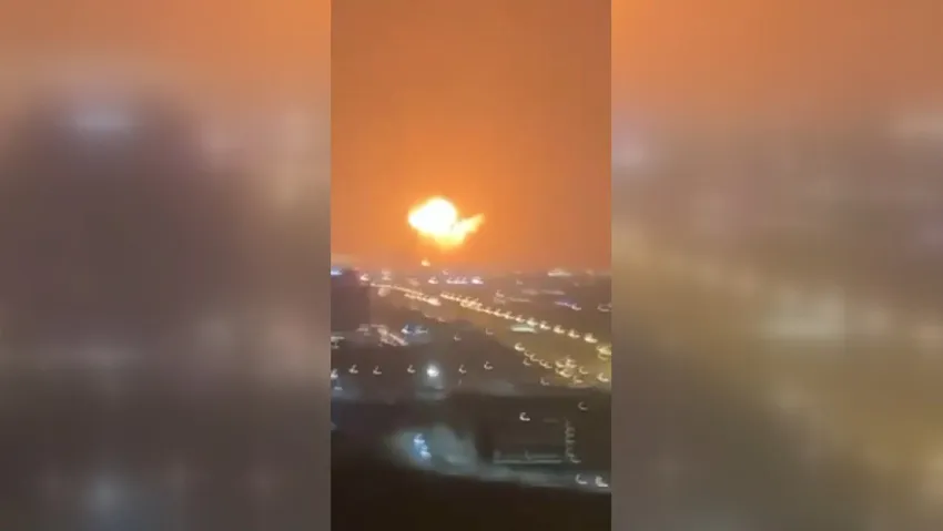 Gemide patlama ve yangın