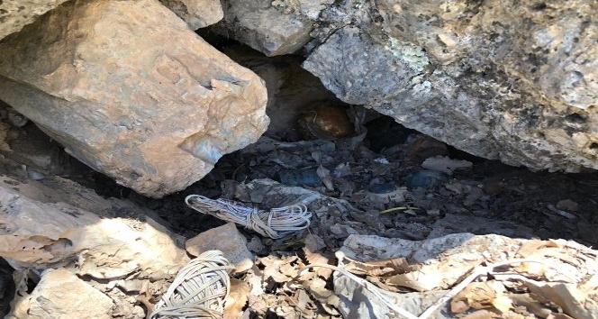 Çukurca'da anti personel mayını ve mühimmat ele geçirildi