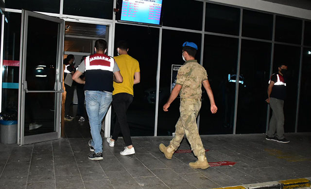 47 ilde FETÖ'ye operasyon