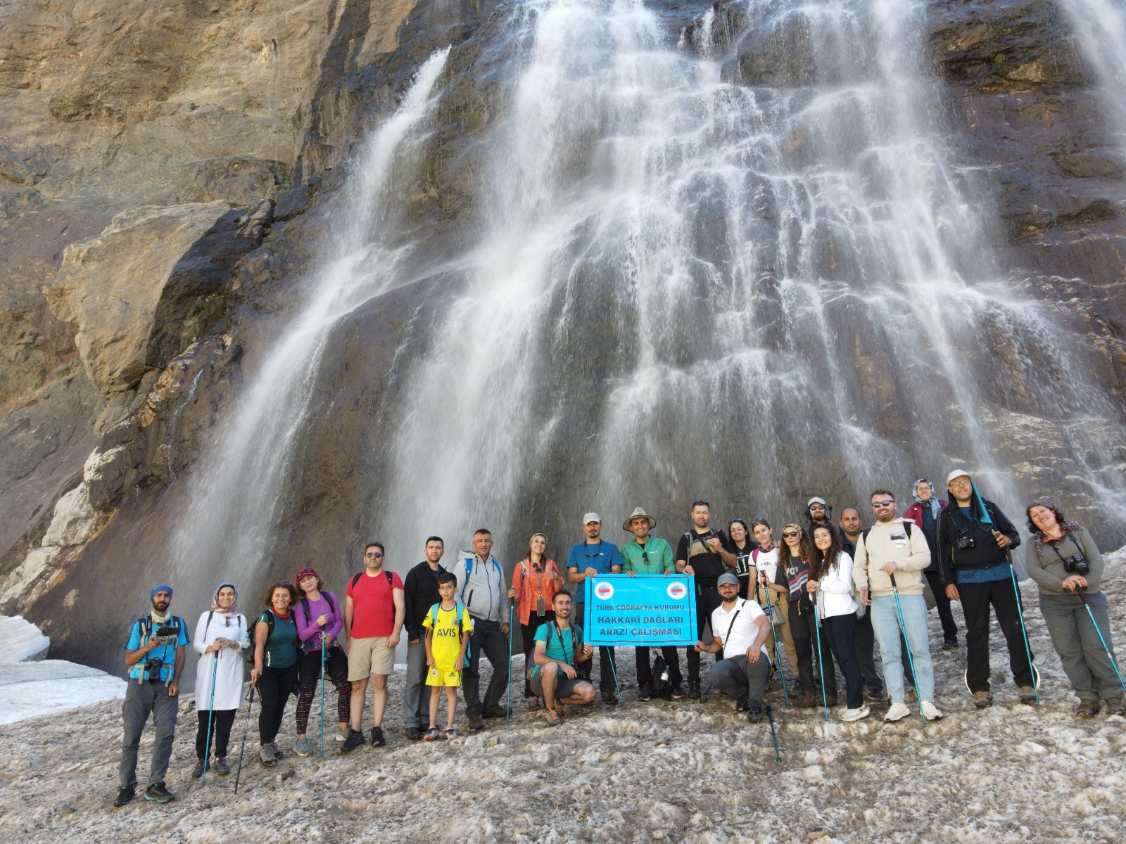 Coğrafya öğretmenleri buzulları inceledi