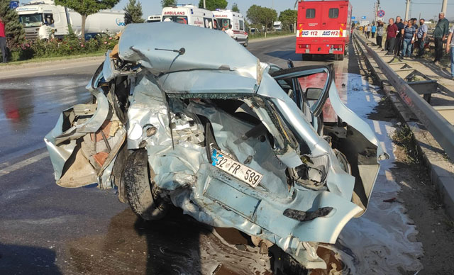 Zincirleme kaza: 1 ölü, 4 yaralı