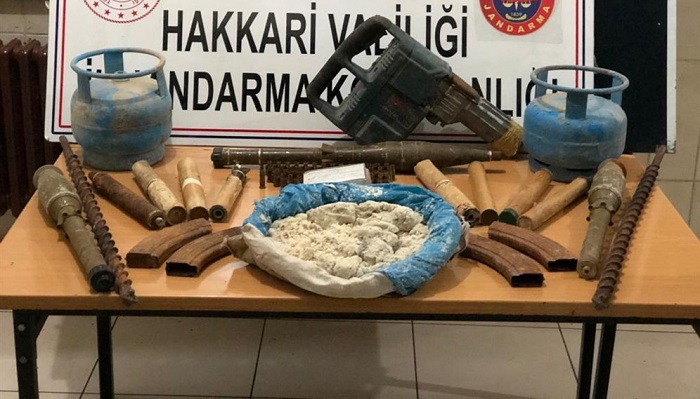 Yüksekova'da mühimmat ve yaşam malzemesi ele geçirildi