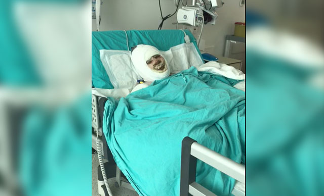 Benzin döküp evi ateşe verdi