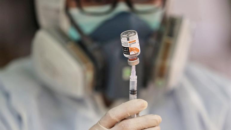 Araştırma: BioNTech'in Covid-19 aşısı Sinovac'a göre 10 kat daha fazla antikor üretiyor