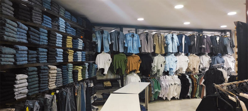 LK & JNS DEW Mağazası fark yaratıyor