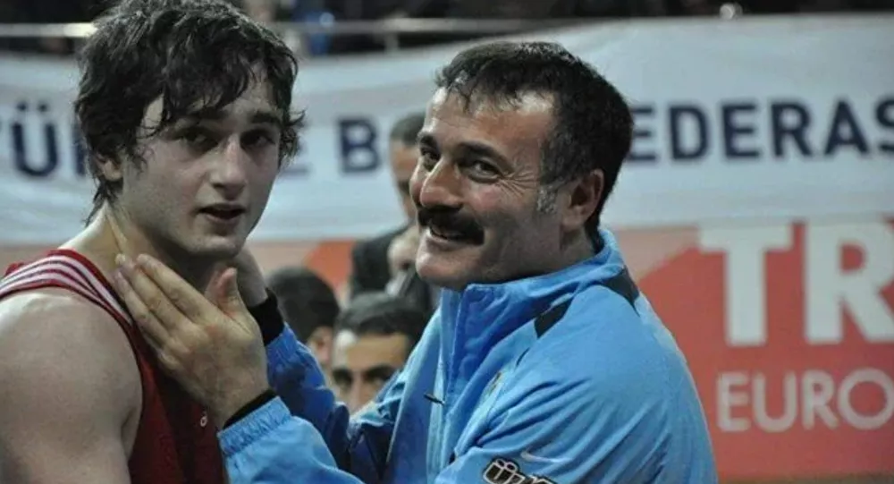 Boksör evinde ölü bulundu