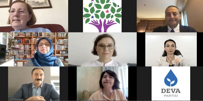 Siyasi partiler bayramlaştı