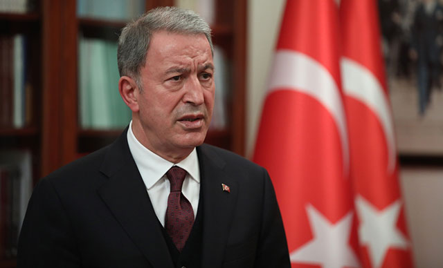 Bakan Akar'dan Yunanistan'a tepki