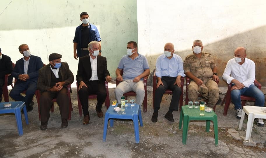 Vali Akbıyık'tan Karakurt ailesine taziye ziyareti