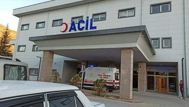 Nişan töreni sırasında balkon çöktü: 13 yaralı