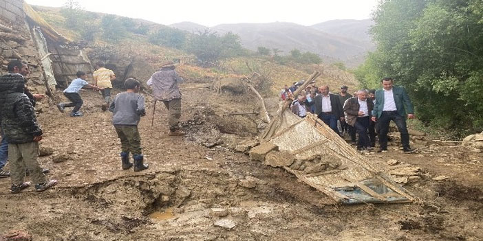 AK Parti teşkilatı Esendere sel bölgesinde