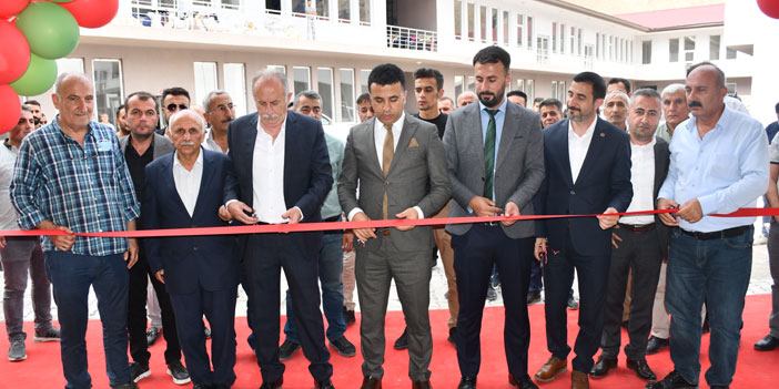 Hakkari’nin ilk dekorasyon imalathanesi hizmete açıldı