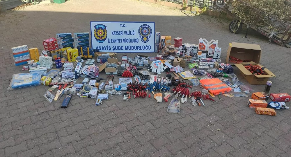 Çaldığı 250 bin liralık malzemeleri uygulama üzerinden satışa çıkardı