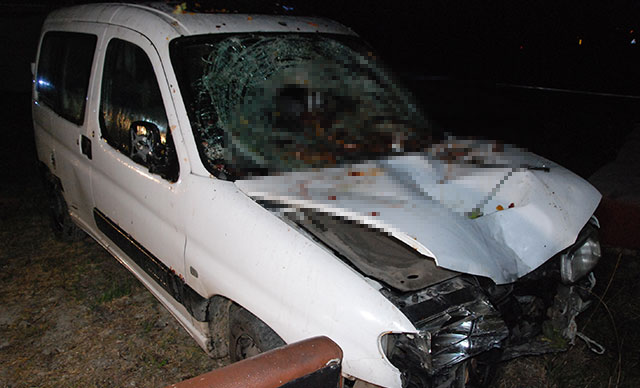 Muhtarın hafif ticari araçla çarptığı eski muhtar öldü