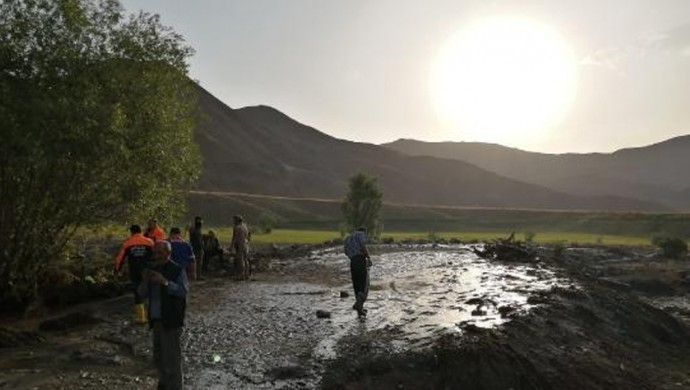 Kars'ta sel can aldı!