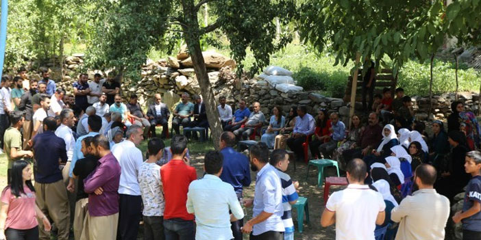 HDP ve DBP heyeti Çukurca'da