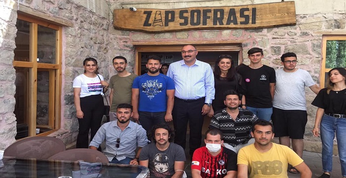 Çukurca belediye başkanı Dündar: Üniversite öğrencilerini ağırladı