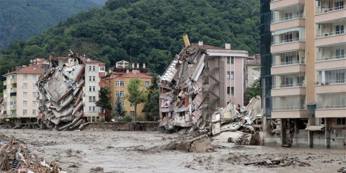 Sel felaketinde can kaybı 27'ye yükseldi